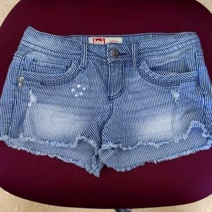 ⚓l.e.i. Ashley Low-rise Shorts